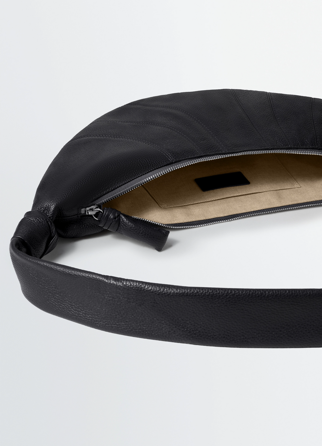 MEDIUM CROISSANT BAG