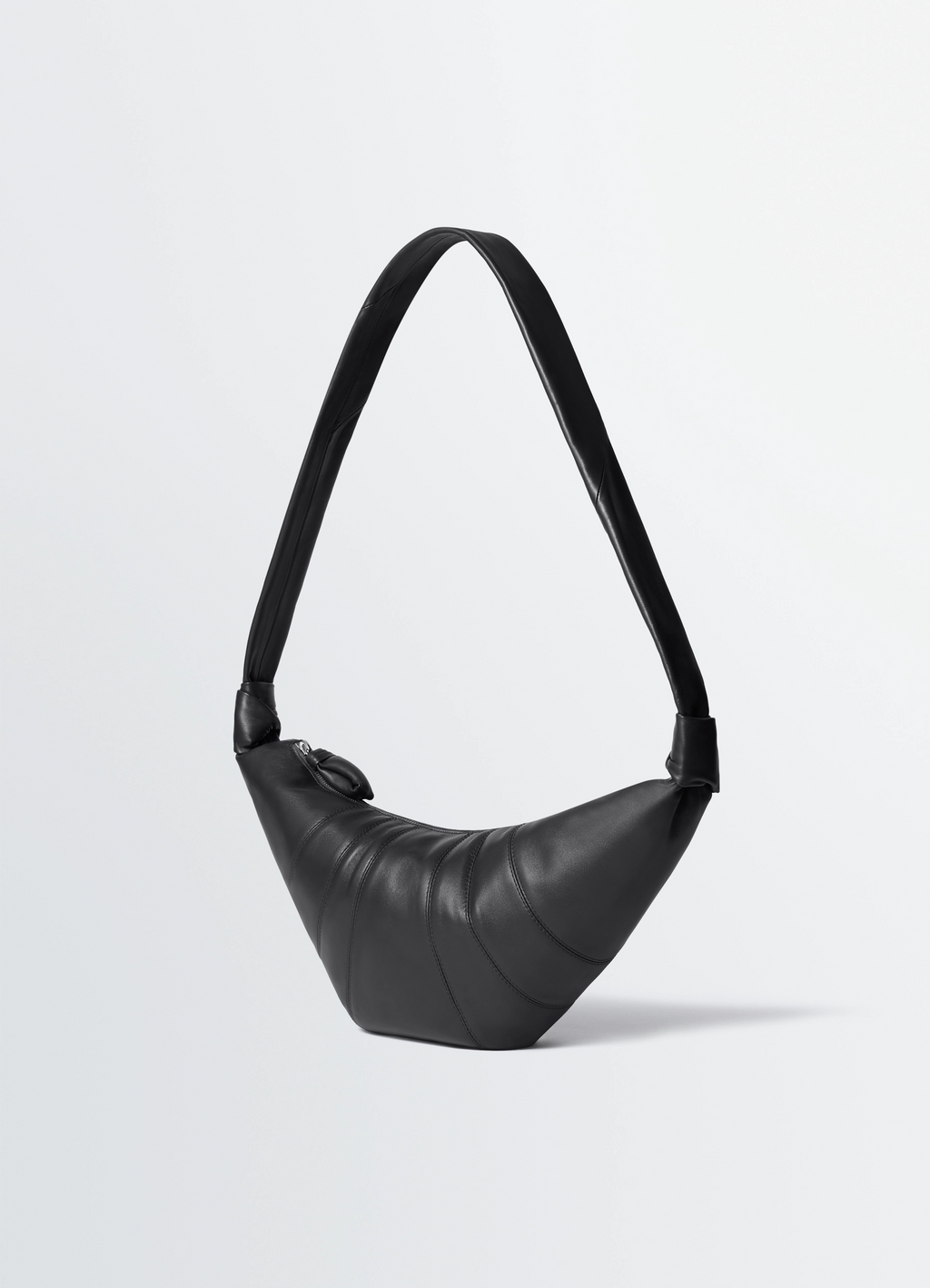Medium croissant bag in leather