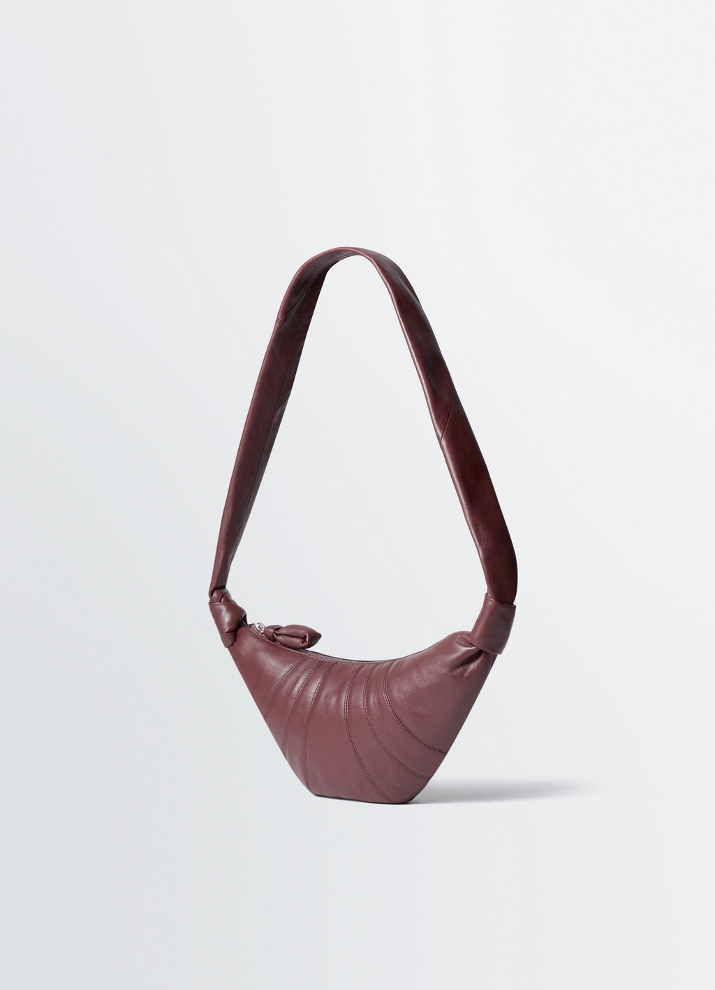 Small croissant bag in leather