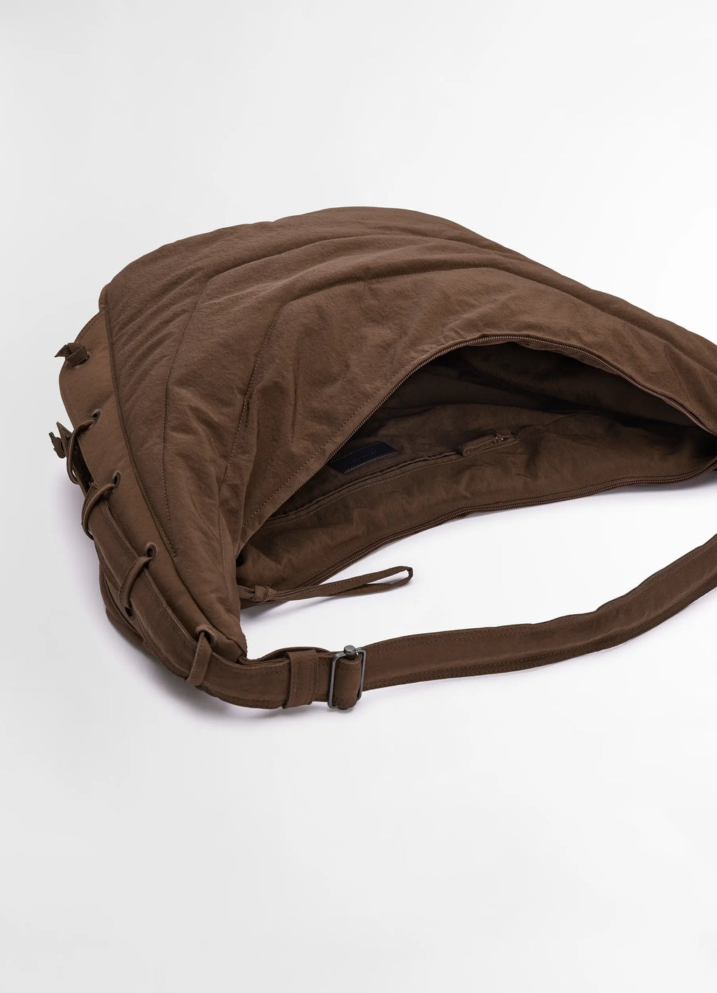 Large soft game bag in fluffy-nylon canvas, product shot, top detail view open zippered compartment