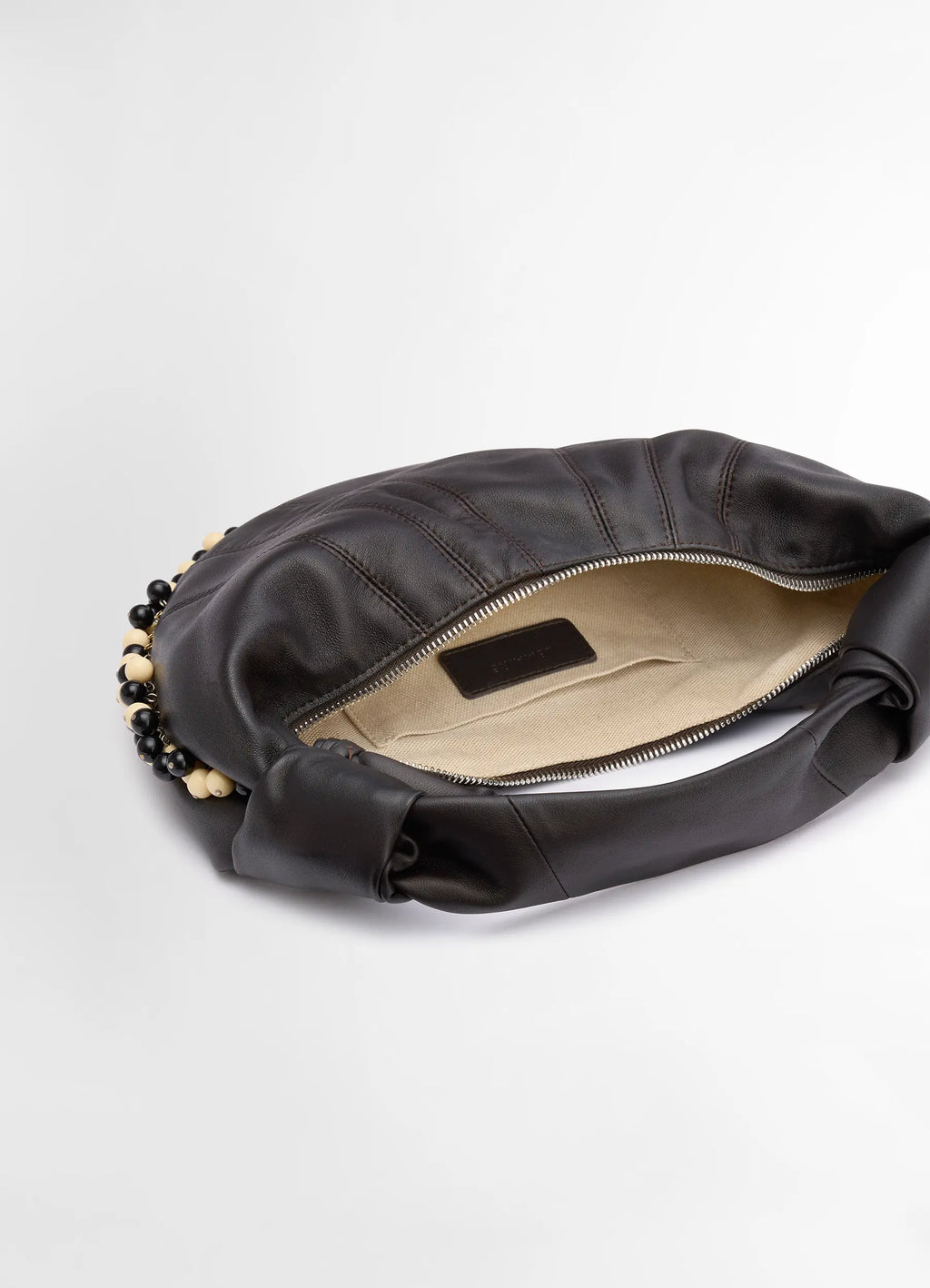 구슬이 들어있는 미니 포춘 백