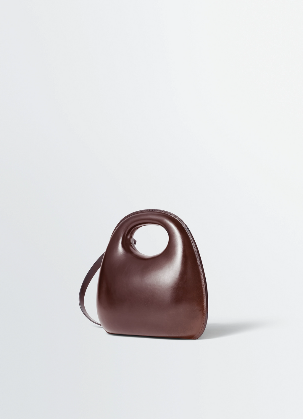 SAC EGG EN CUIR MOULÉ