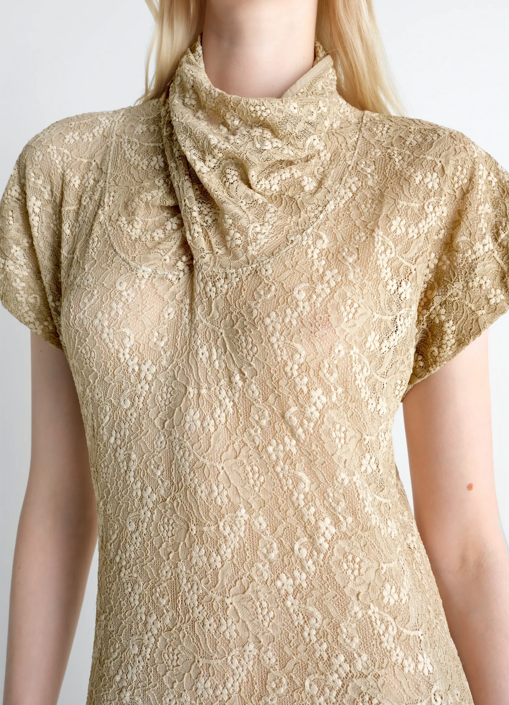 Long foulard dress in lace