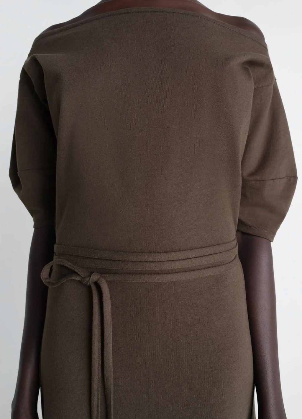 ヘビーコットンリネンジャージーのオフショルダードレス