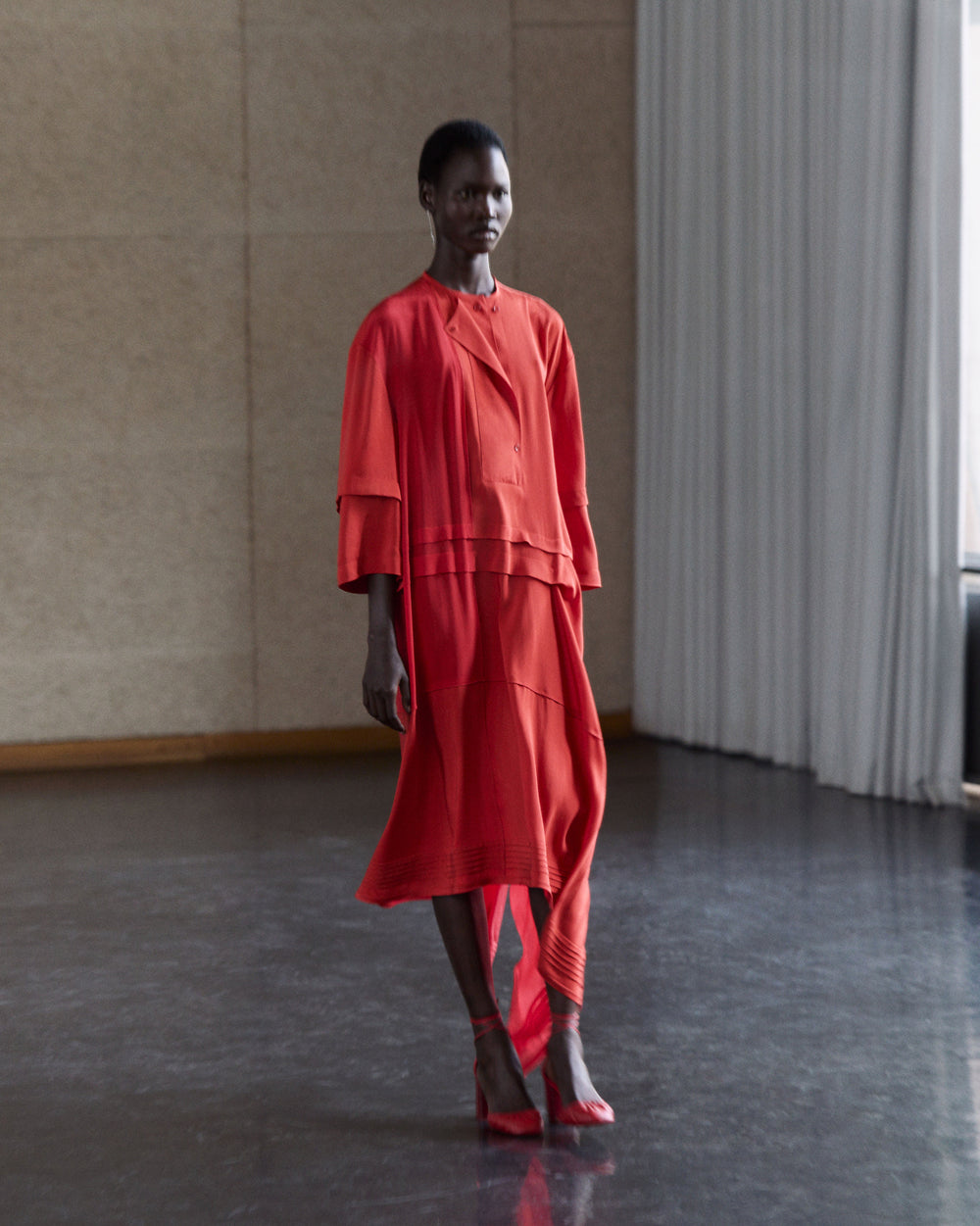 Red dress in Red fabric, model shot, Front view Loose fit