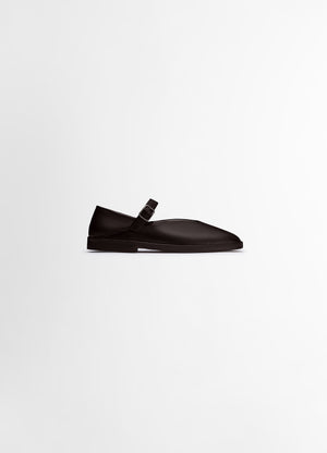 Lemaire ballerina shoes in smooth lamb nappa leather, product shot, side view adjustable strap with buckle