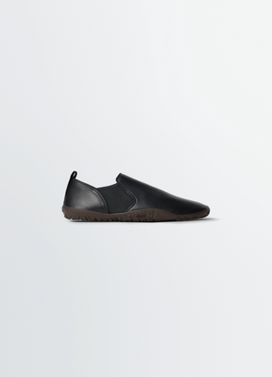Vibram glove slip on in leather