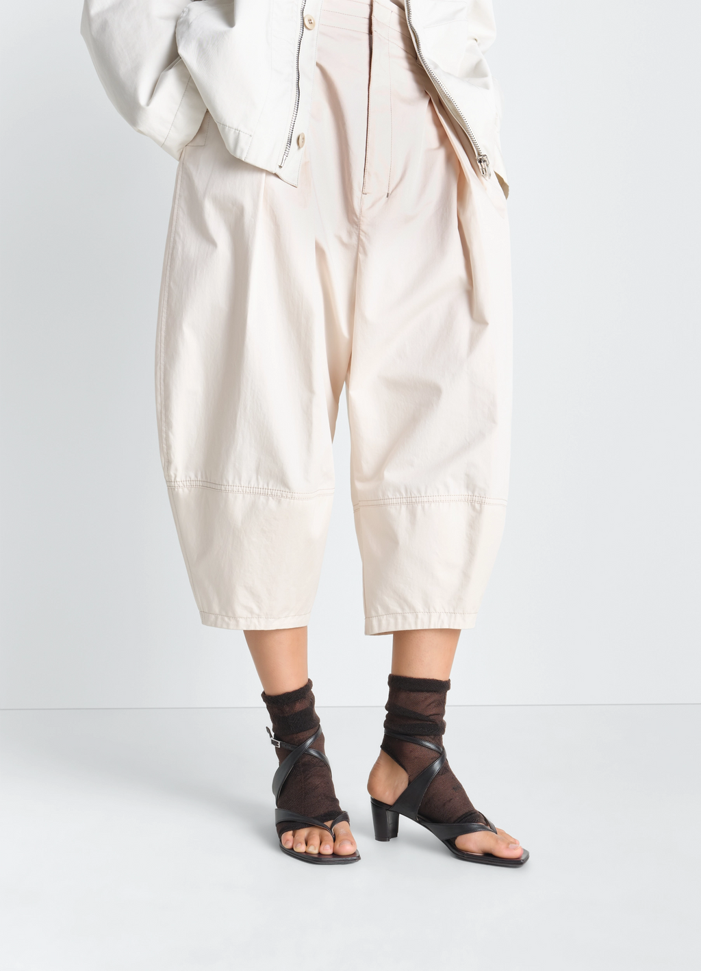 トングサンダル 50mmヒール レザー