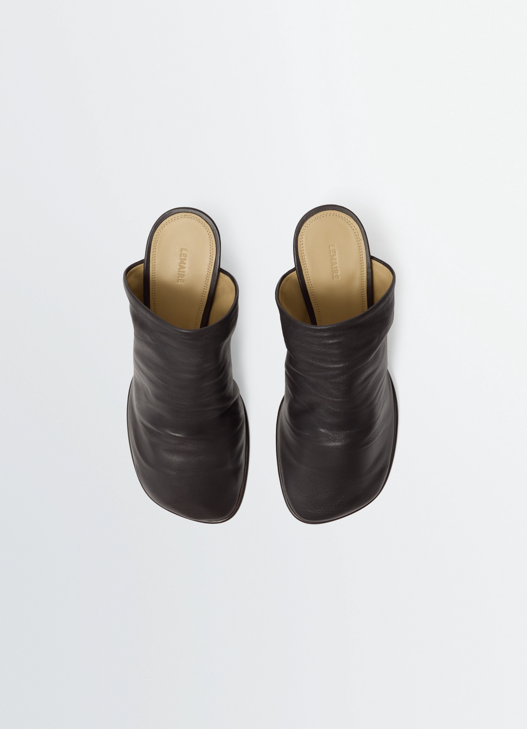 가죽 글러브 뮬