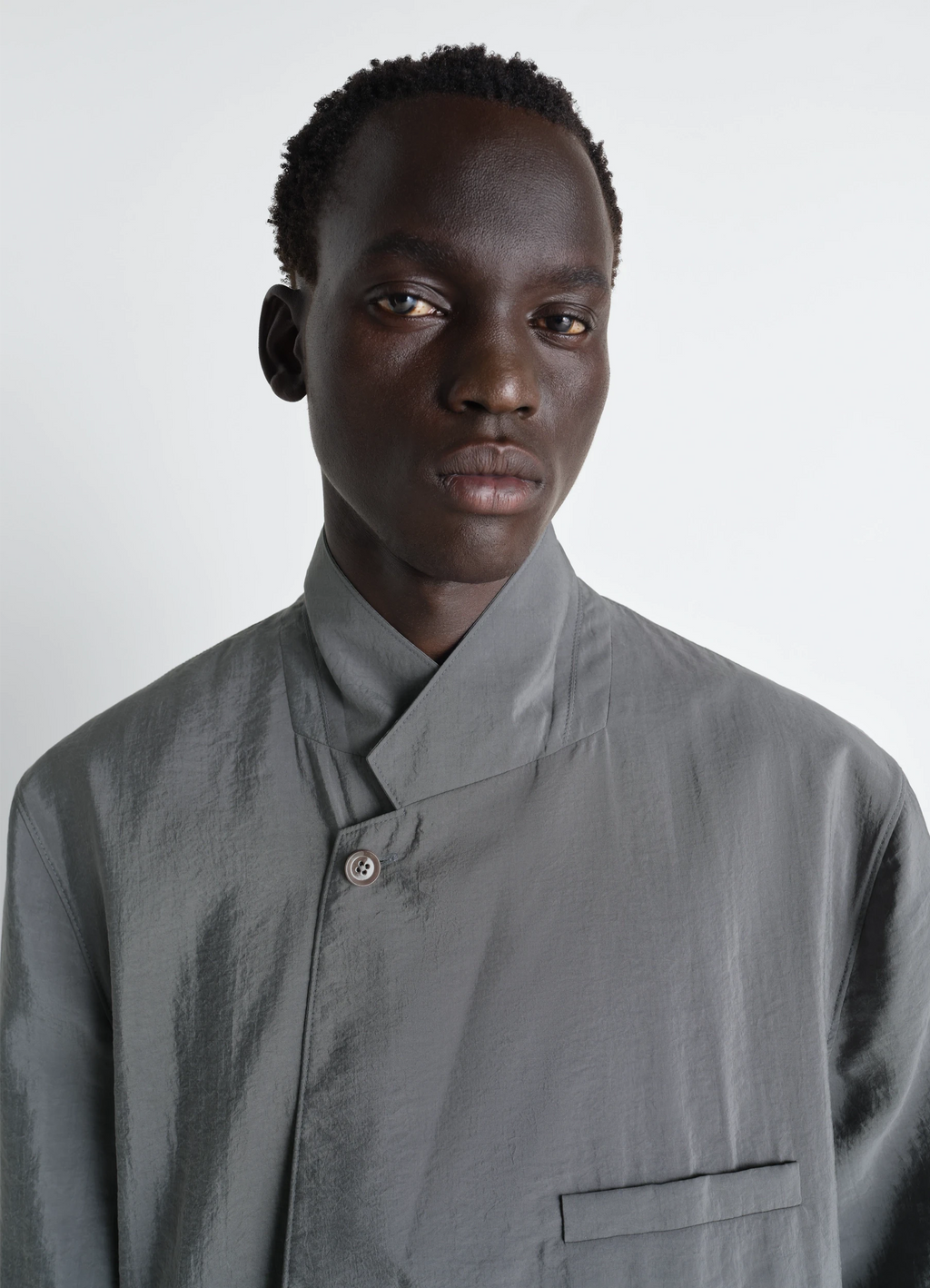 Weiche, doppelreihe jacke aus trockenseide