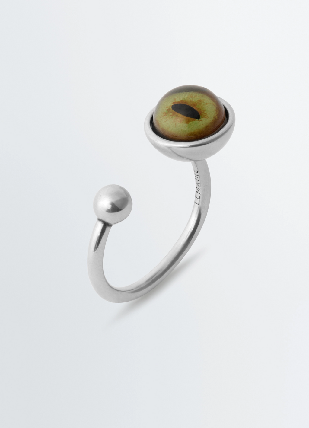Cat eye rattle ring