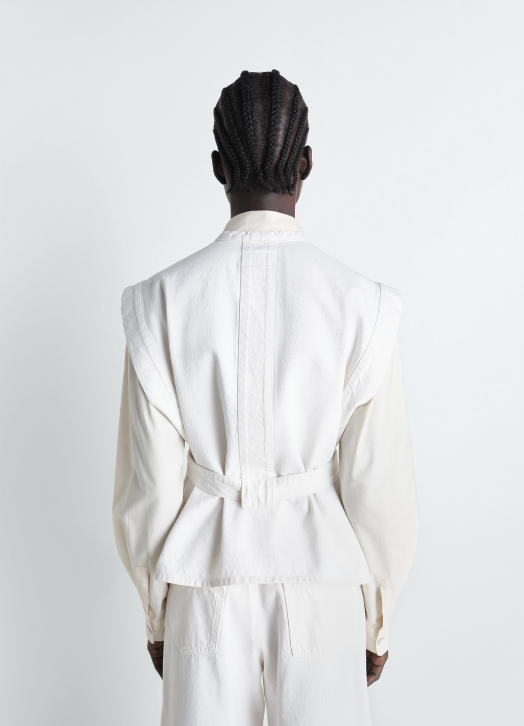 데님 소재의 제의