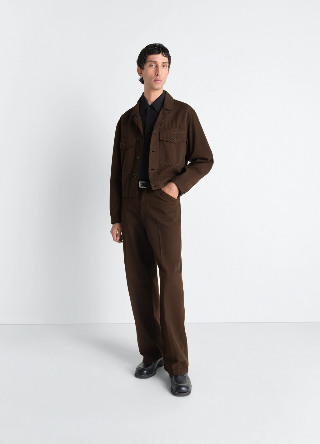 Trucker jacket in dyed broken twill