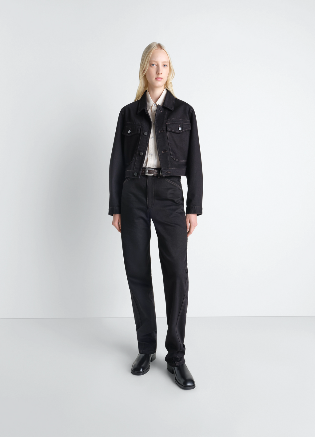 Cropped blouson in denim