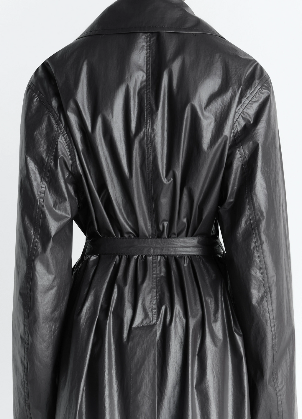 Leichter wrap-mantel aus leicht beschichteter baumwolle