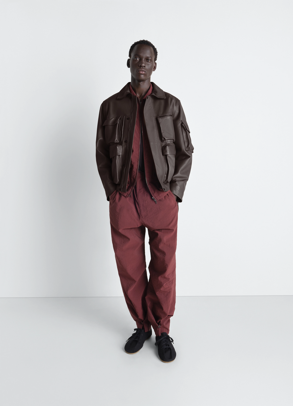 Lederblouson mit taschen aus schwerem rindsleder