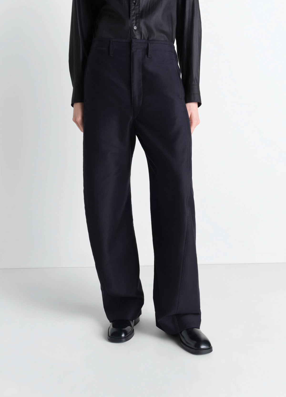 TWISTED CHINO PANTS IN COTTON SATIN