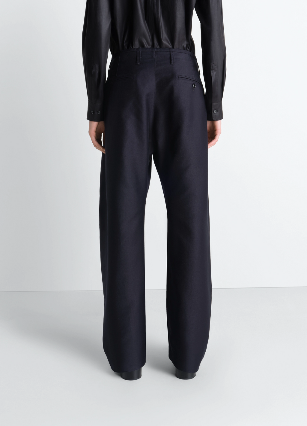 TWISTED CHINO PANTS IN COTTON SATIN