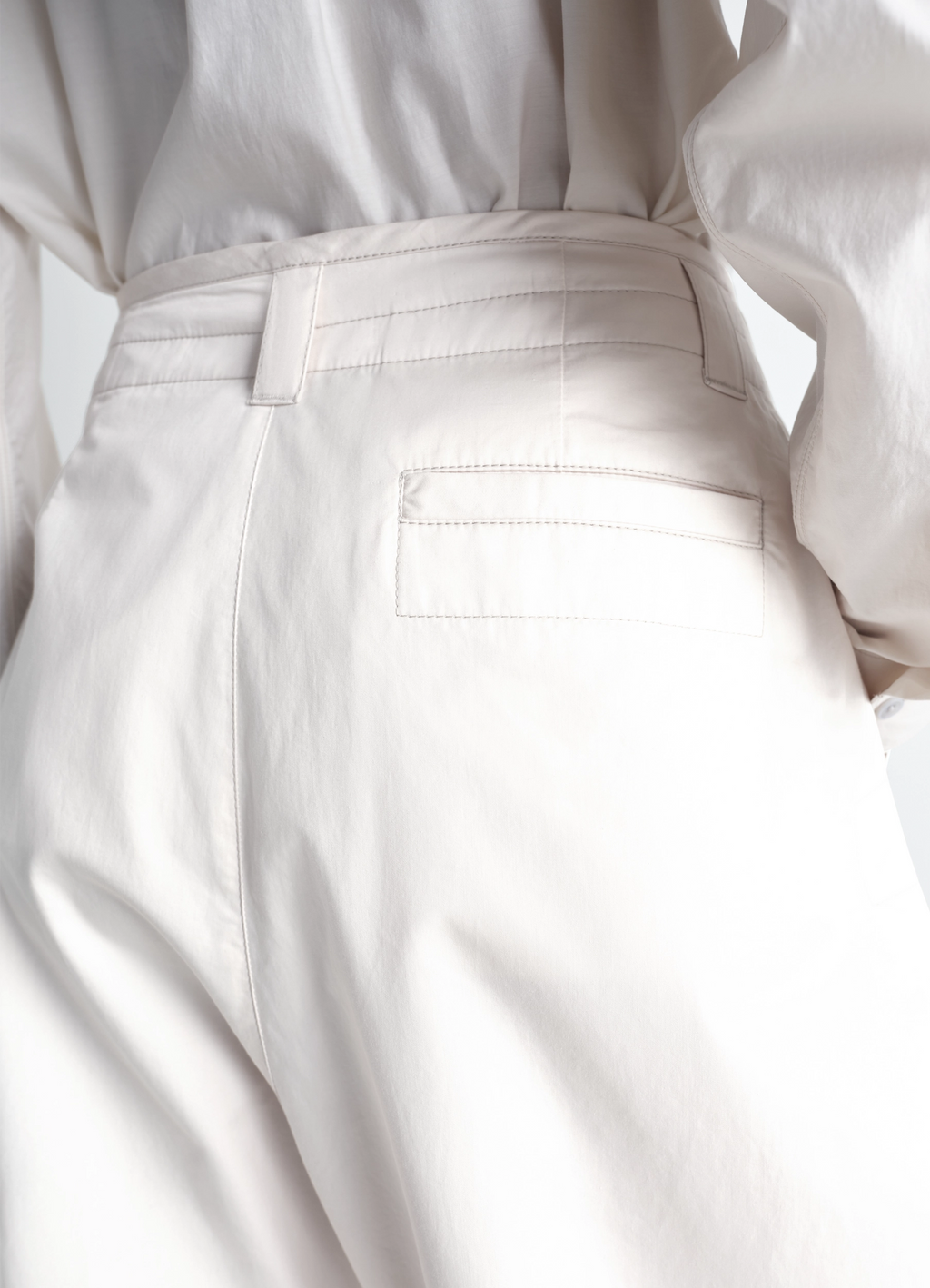 Bermuda large en satin de coton léger