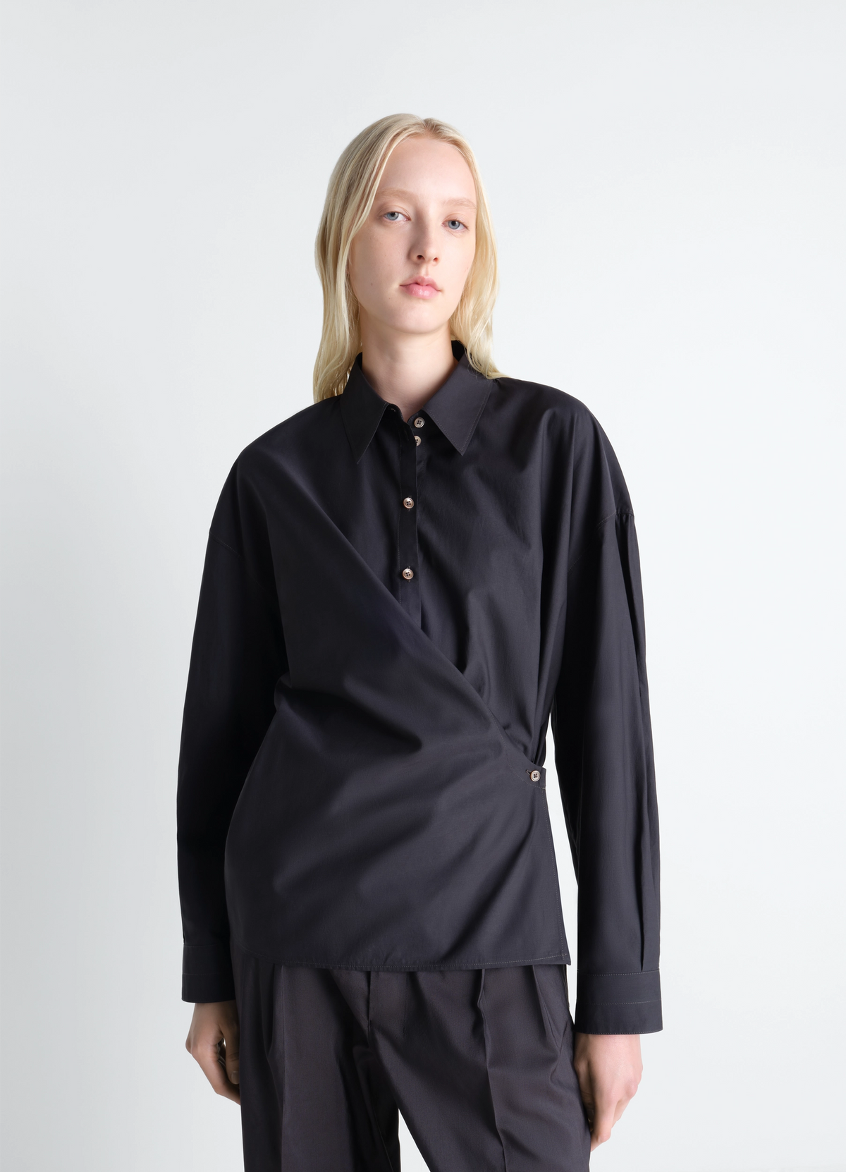 TWISTED HEMD MIT GERADEM KRAGEN