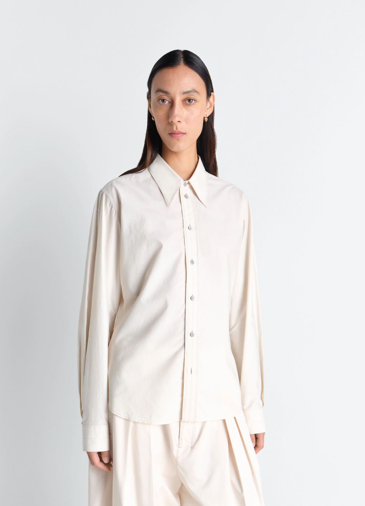 POINTED COLLAR SHIRT IN WASHED COTTON SILK