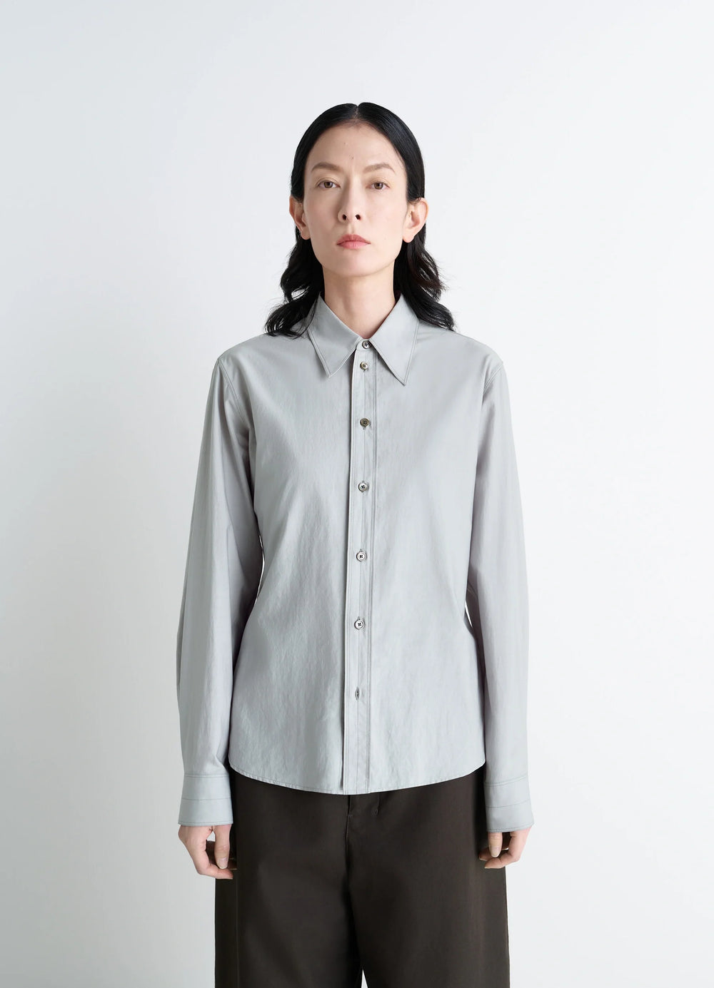 Pointed Collar Shirt in Grey Washed Cotton-Silk, model shot, Front view Fitted cut