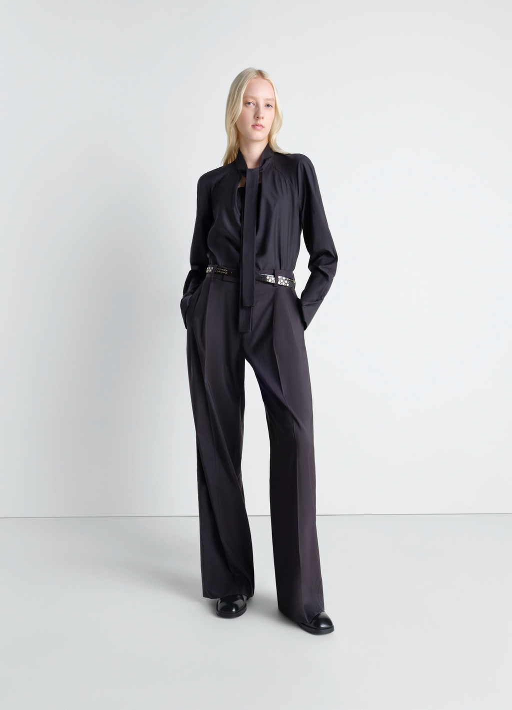 Ascot bluse aus gewaschener baumwollseide