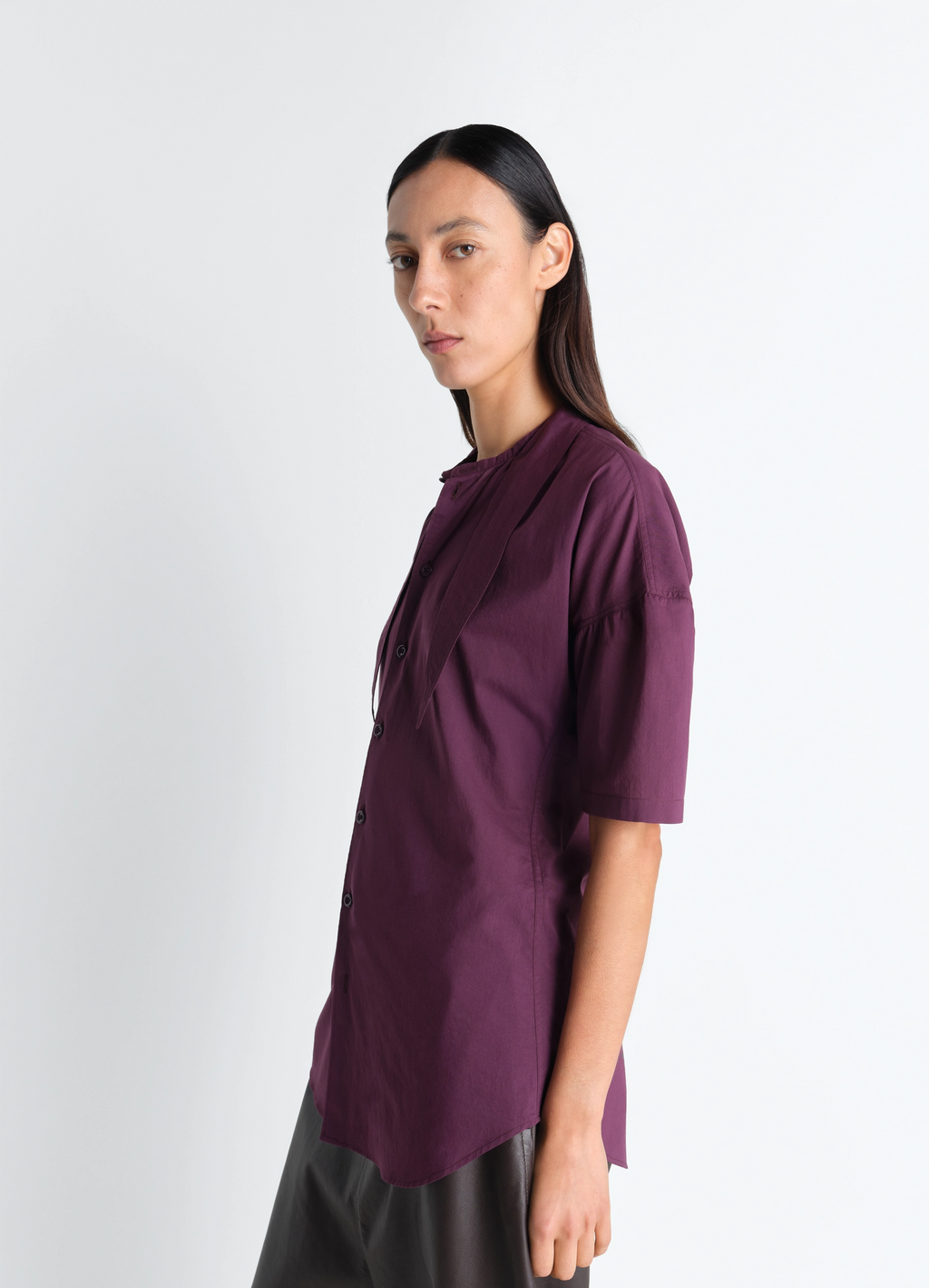 ショートスリーブ シャツ（フーラード付き）