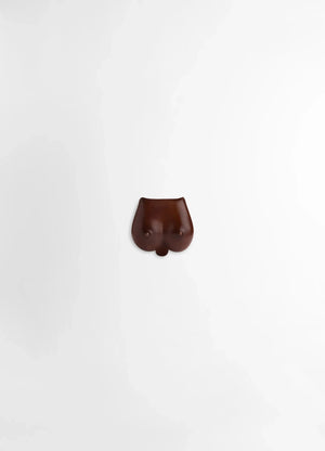 Carlos peñafiel breasts coin purse in smooth patina leather, product shot, front view voluptuous shape