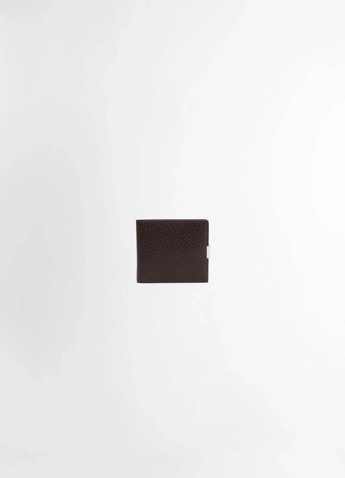 Soft Tab Bifold in Large Grained Cow Leather, product shot, Front view Silver snap closure