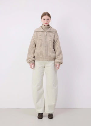 Lemaire trucker collar zipped cardi in peruvian yak alpaca, model shot, front view short boxy fit, ribbed