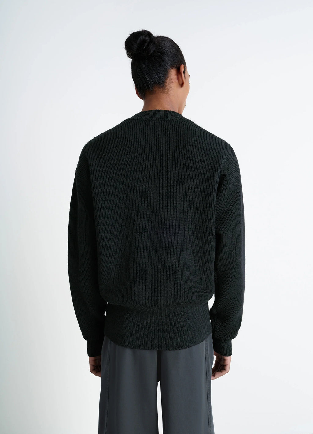 BOXY ROUND NECK SWEATER