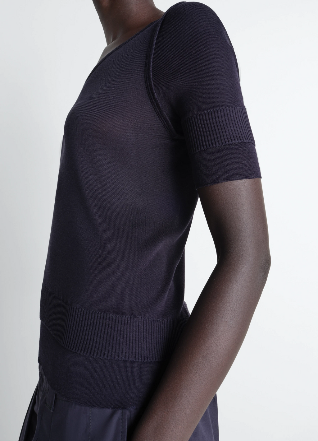 Seamless trompe l'oeil top in viscose silk